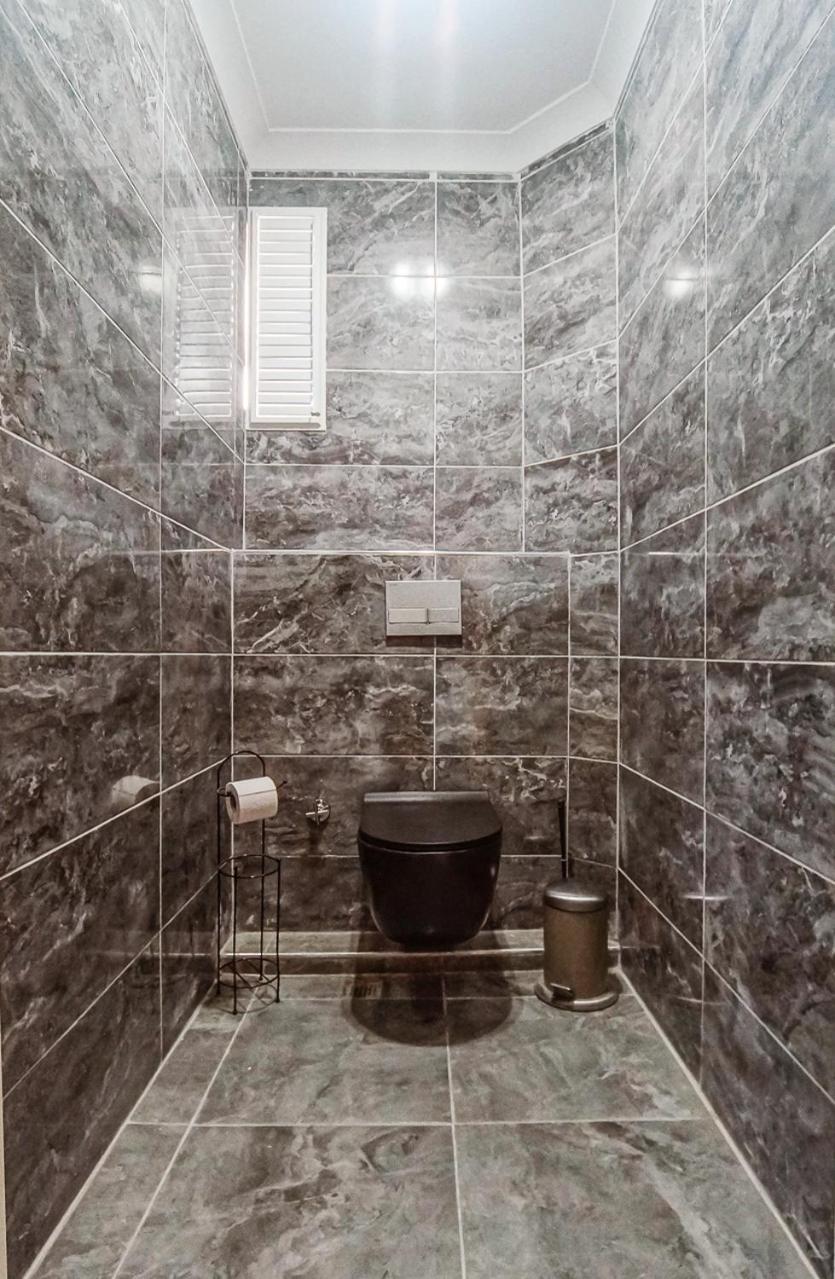 Manu Startup House Vandrarhem Istanbul Exteriör bild
